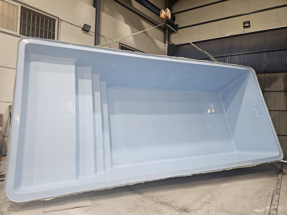 PISCINA MODELO GAIA 7, 00 * 3,00