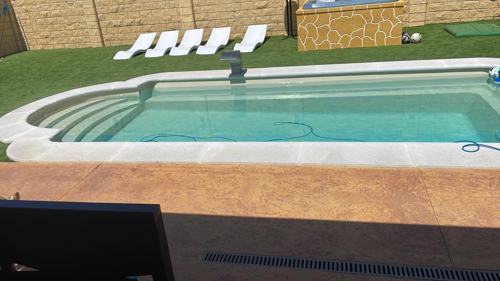 ESPREGUIÇADEIRA EM FIBRA 5