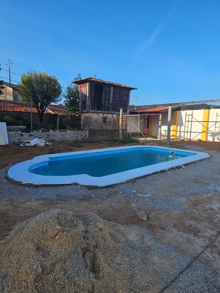 PISCINA MODELO ROMANA 7 - 7,5m x 3,5m